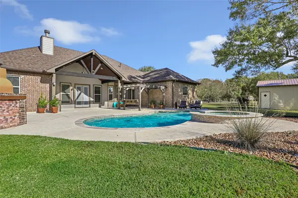 9006 Water Buck Lane, Conroe, TX 77303