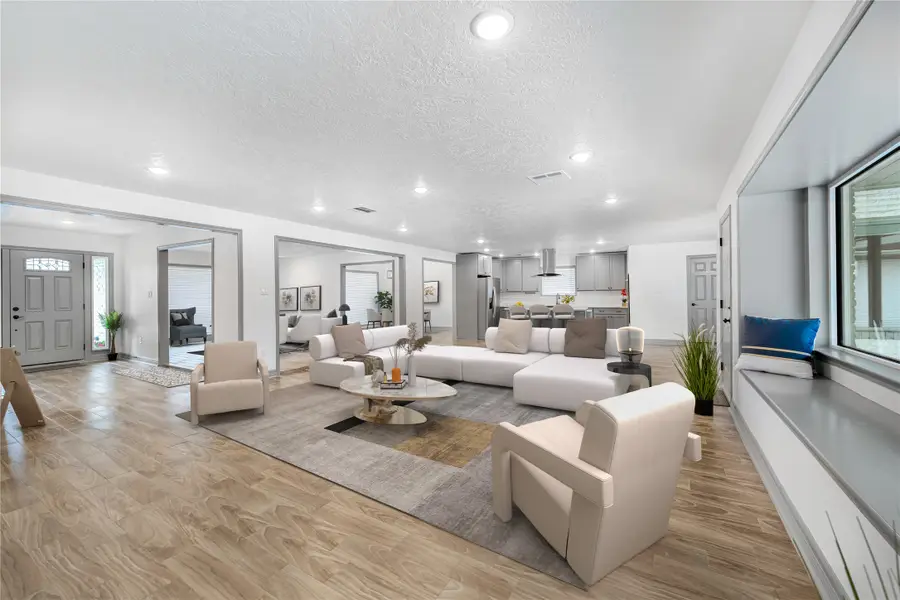 10011 Cliffwood Drive, Houston, TX 77035 - Image #3