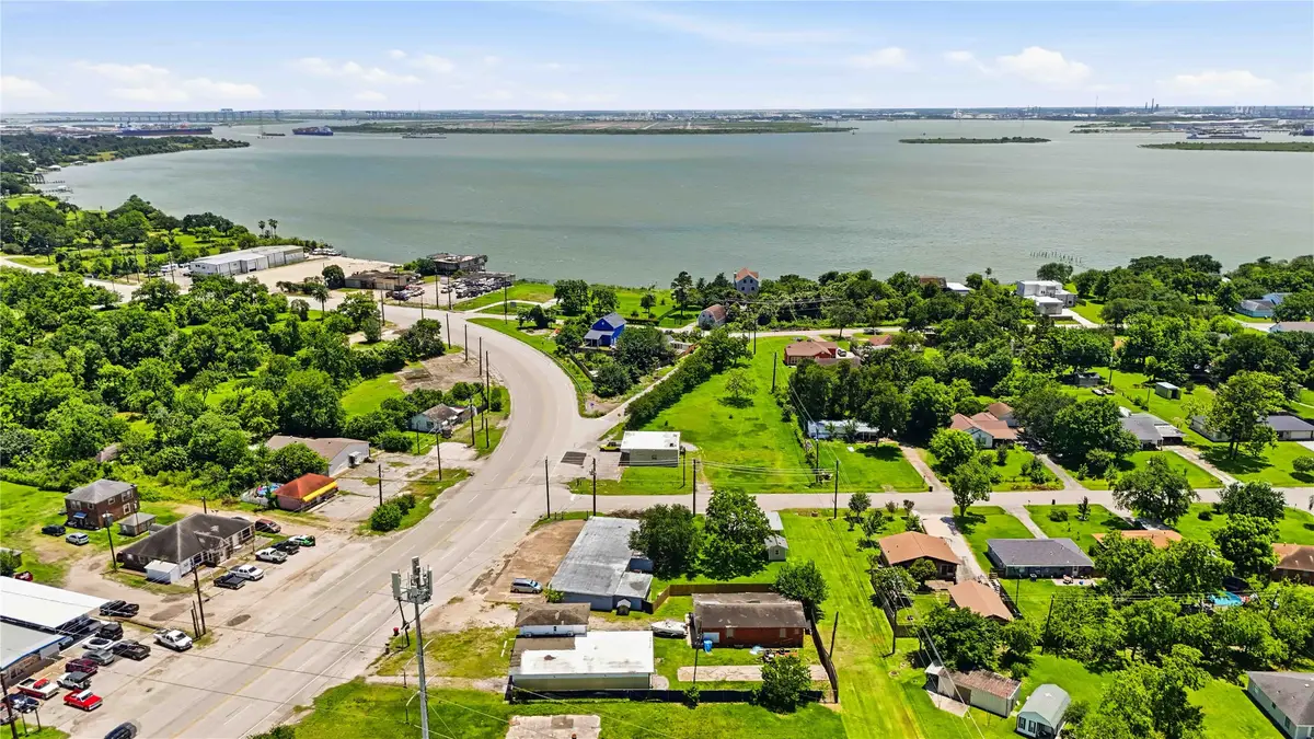 6105 Bayway Drive, Baytown, TX 77520 - #1