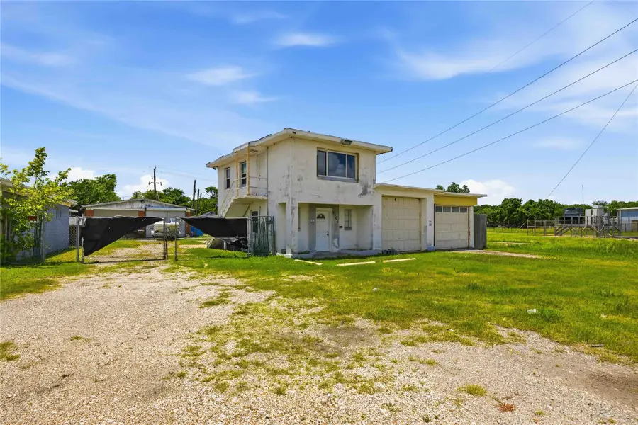 6105 Bayway Drive, Baytown, TX 77520 - #3