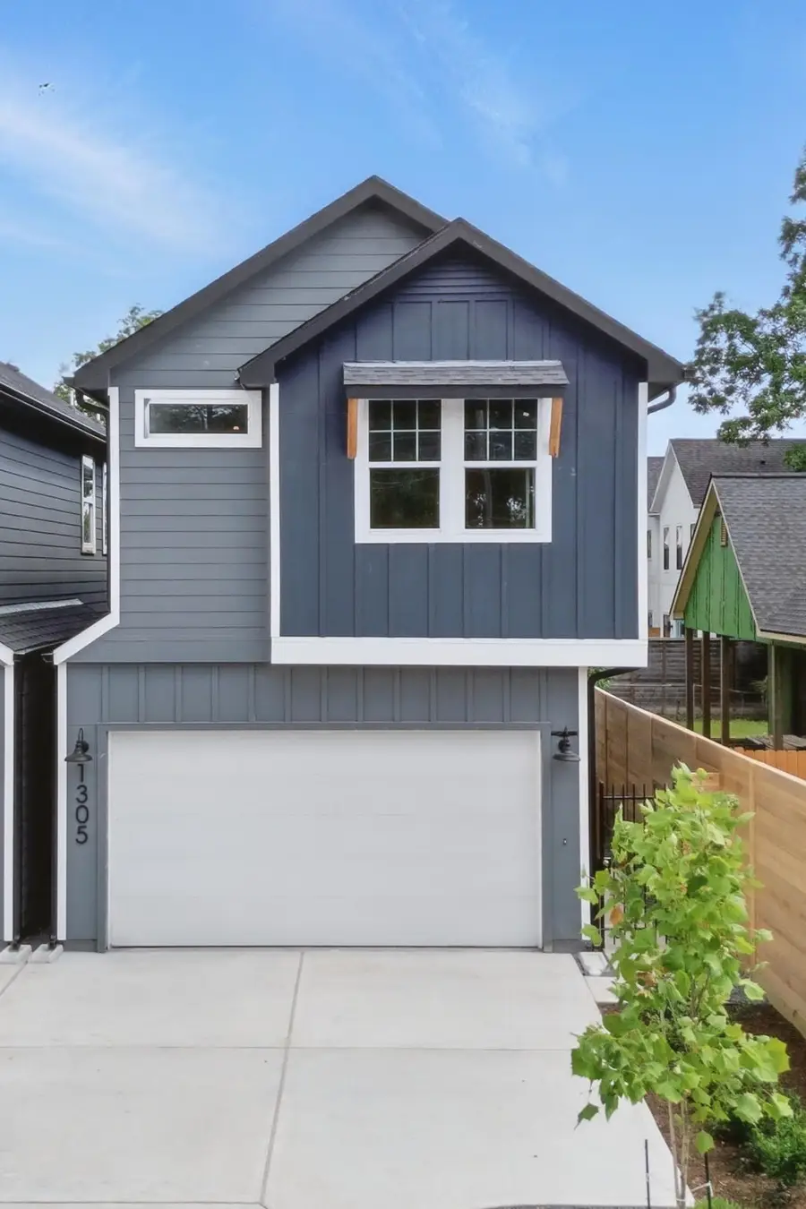 1305 Amundsen St N, Houston, TX 77009 - Image #2