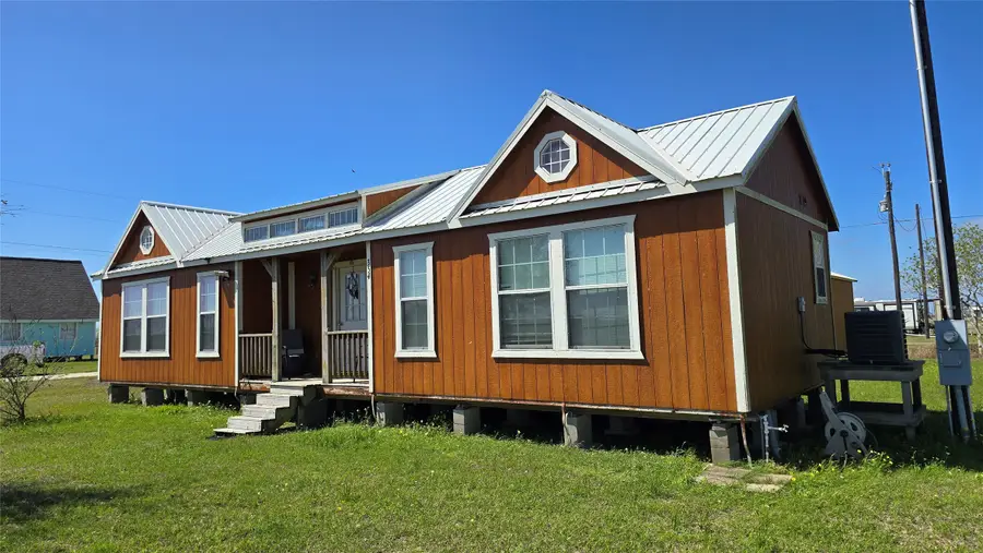 354 Haddock Drive, Palacios, TX 77465 - #2