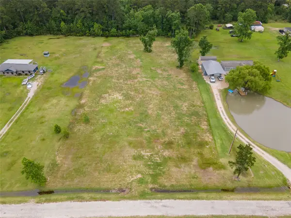 650 County Road 6611, Dayton, TX 77535