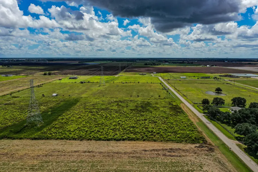 000 Cr 20, Damon, TX 77430 - Image #3