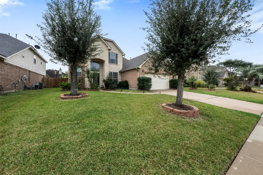 13907 Normandy Court, Sugar Land, TX 77498 - Image #2
