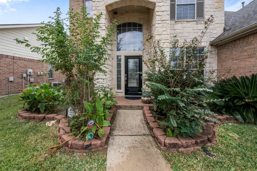 13907 Normandy Court, Sugar Land, TX 77498 - Image #3