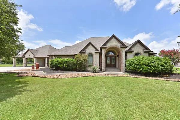 960 Cemetery Road, Santa Fe, TX 77517