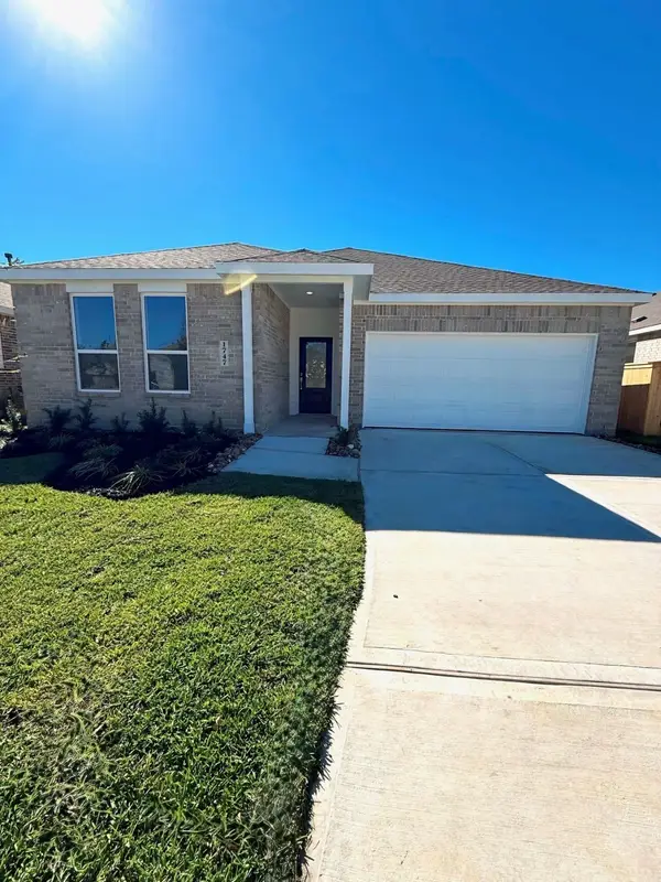 1747 Magnolia Jade Court, Crosby, TX 77532