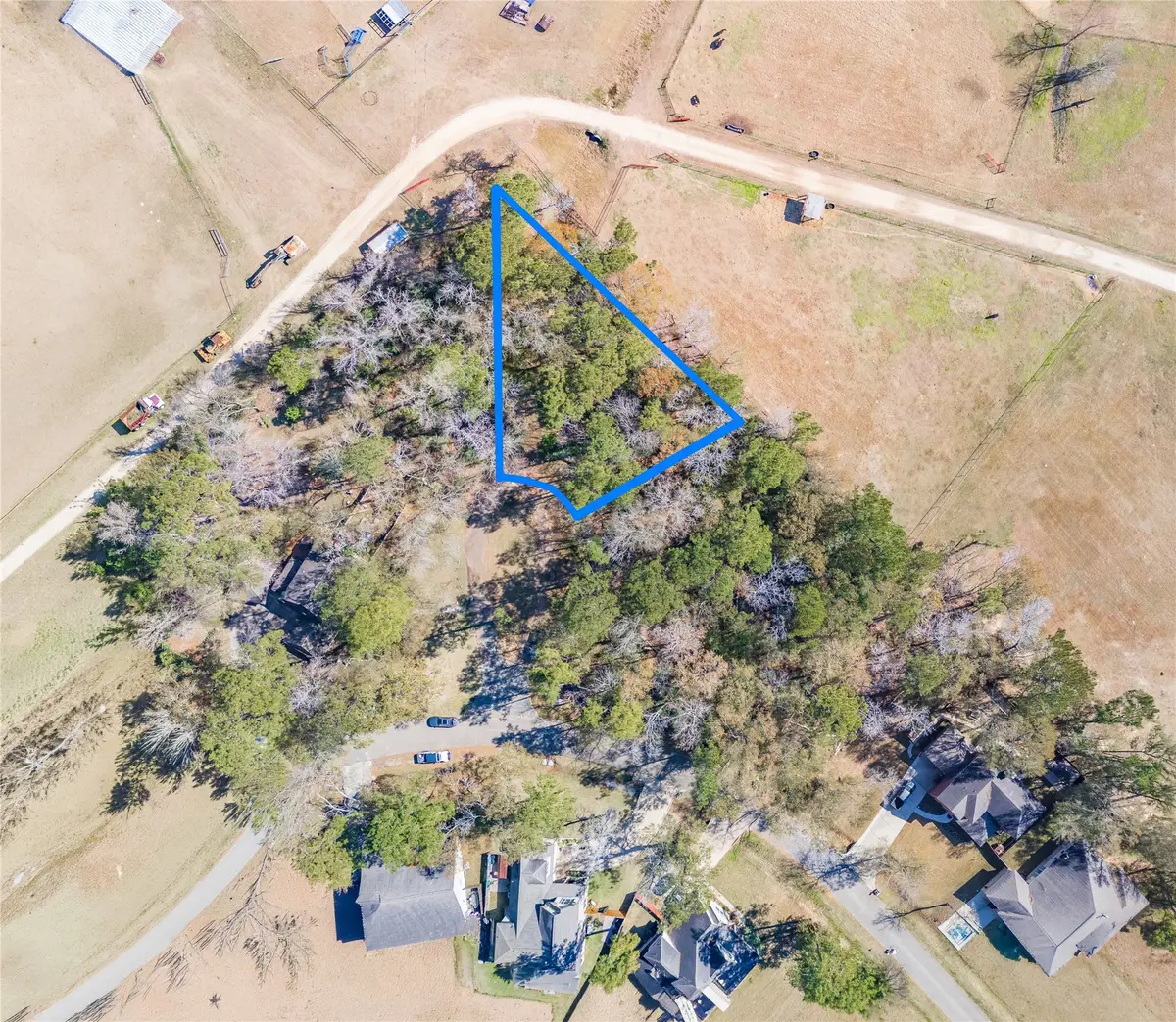 24 Holly Springs Dr, Conroe, TX 77302 - #1