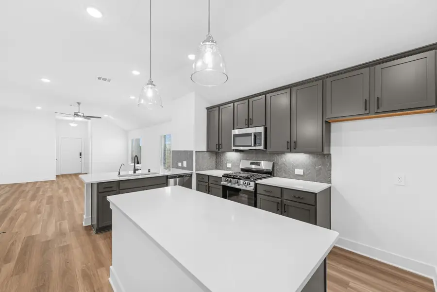 21438 Jacaranda Blossom Way, Tomball, TX 77377 - Image #2