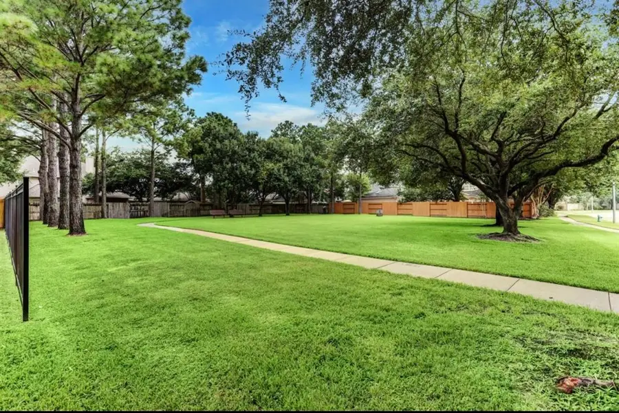 5523 Island Breeze Drive, Houston, TX 77041 - Image #2