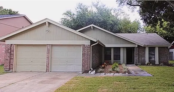 10111 Hibernia Drive, Houston, TX 77088
