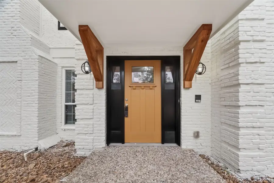 2402 Oak Shores Drive, Kingwood, TX 77339 - #2