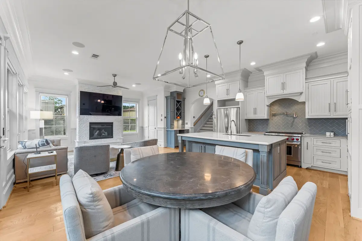 426 Marshall Street, Houston, TX 77006 - #1