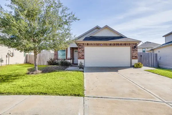 6807 Alamitos Court, Rosharon, TX 77583
