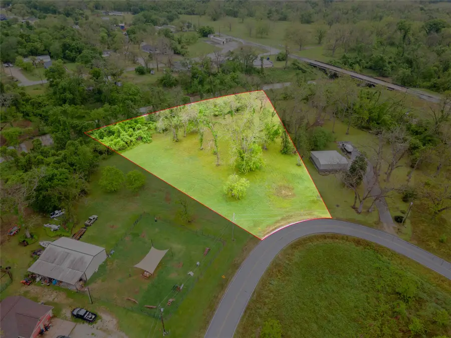 1026 Colony Drive, Angleton, TX 77515 - #2