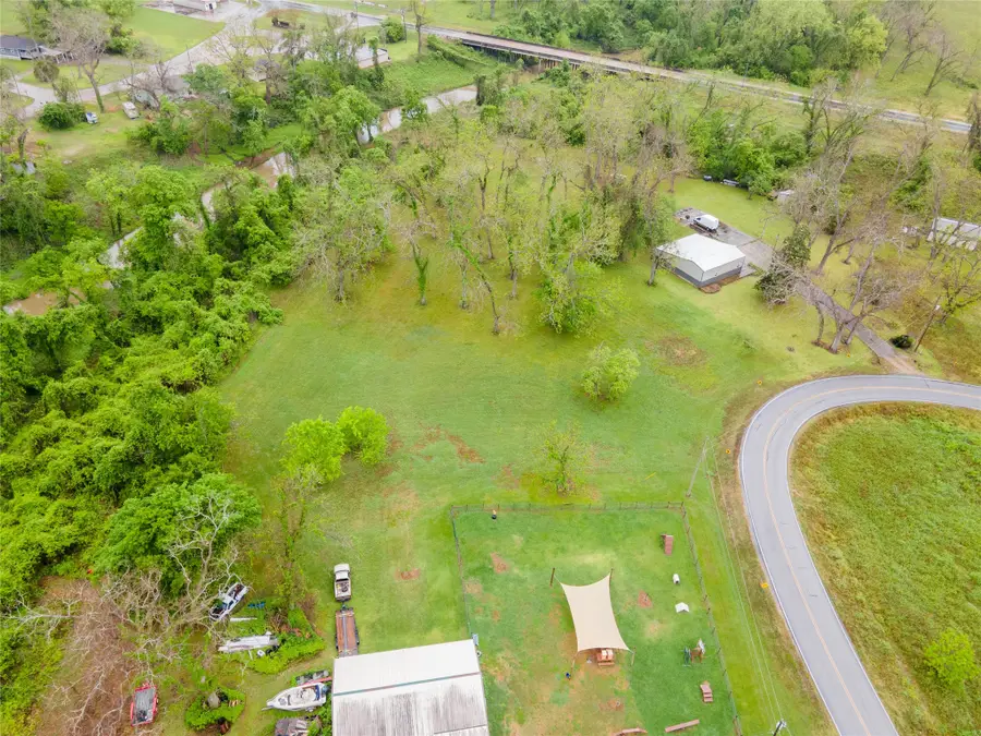 1026 Colony Drive, Angleton, TX 77515 - #3