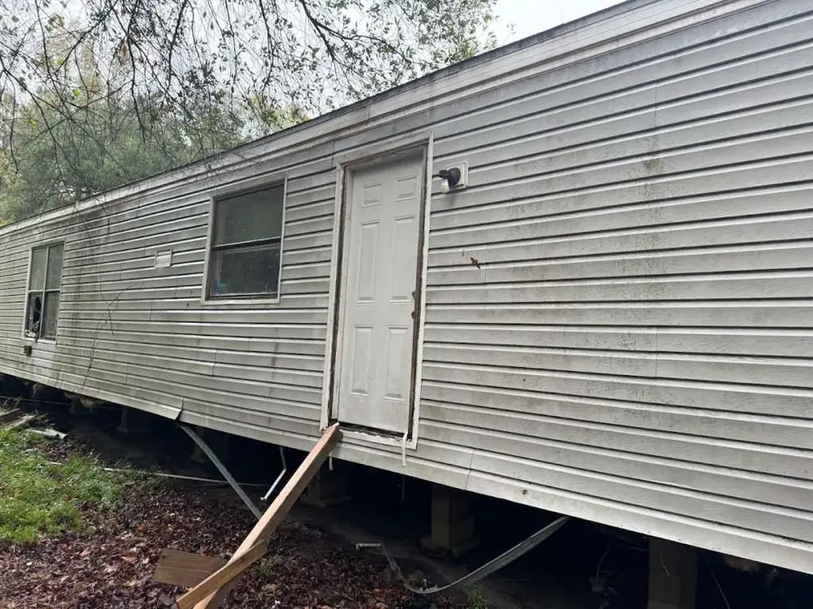 1218 County Road 722, Buna, TX 77612 - Image #3