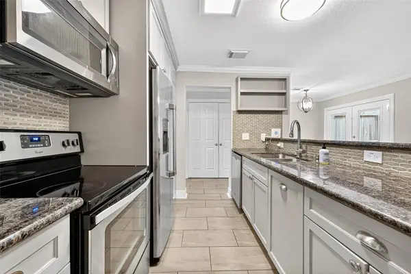 711 Worthshire Street, Houston, TX 77008