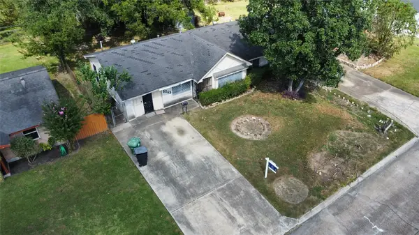 5243 Greylog Drive, Houston, TX 77048