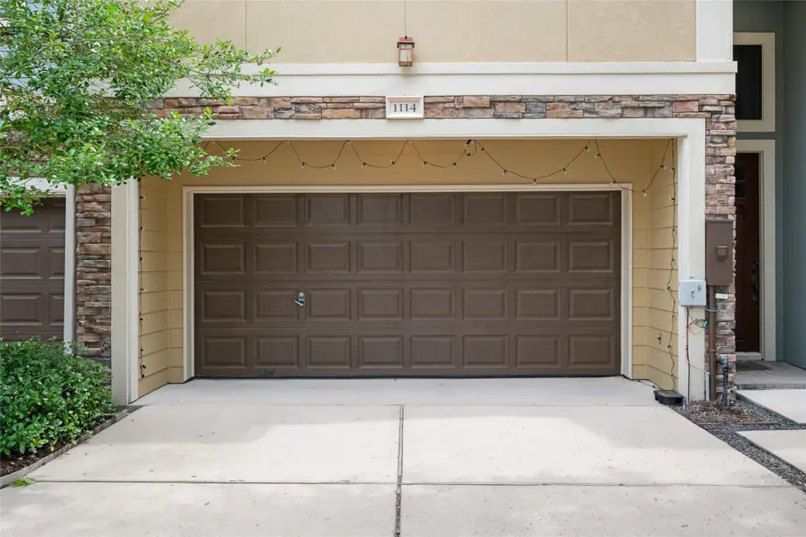 1114 W 25th Street, Houston, TX 77008 - Image #3