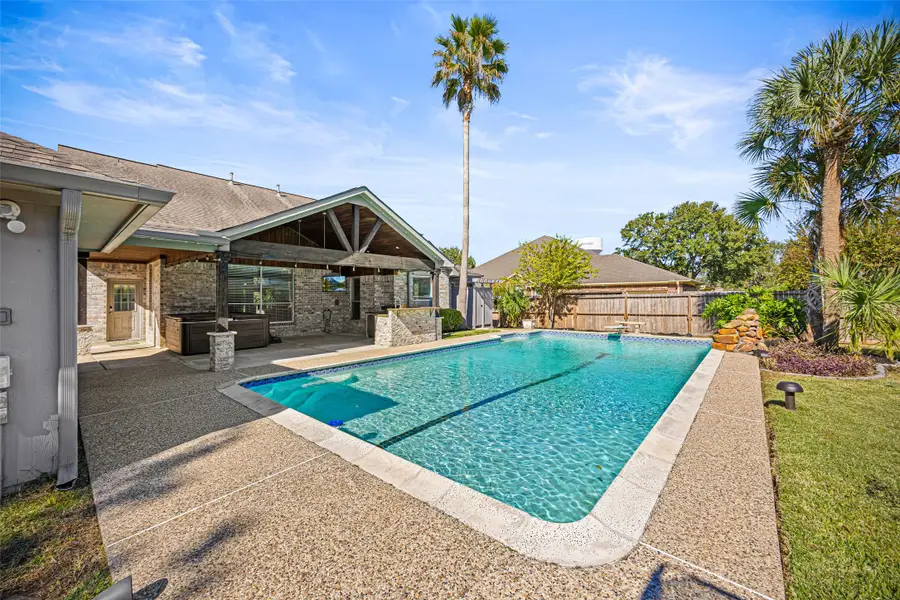 1305 Buttonwood Drive, Friendswood, TX 77546 - #2