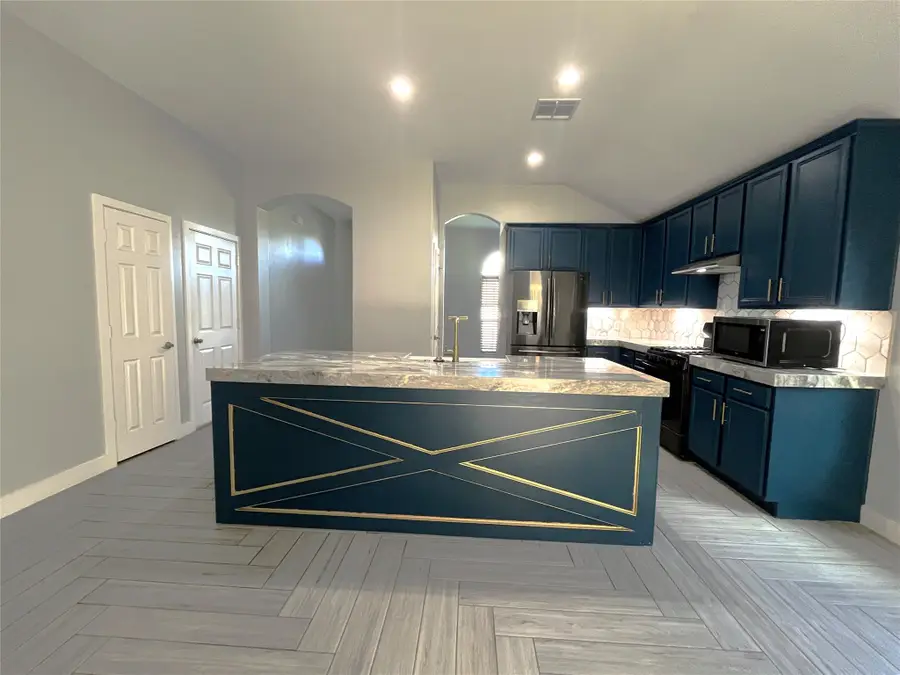 8603 W Highlands Crossing, Highlands, TX 77562 - #3