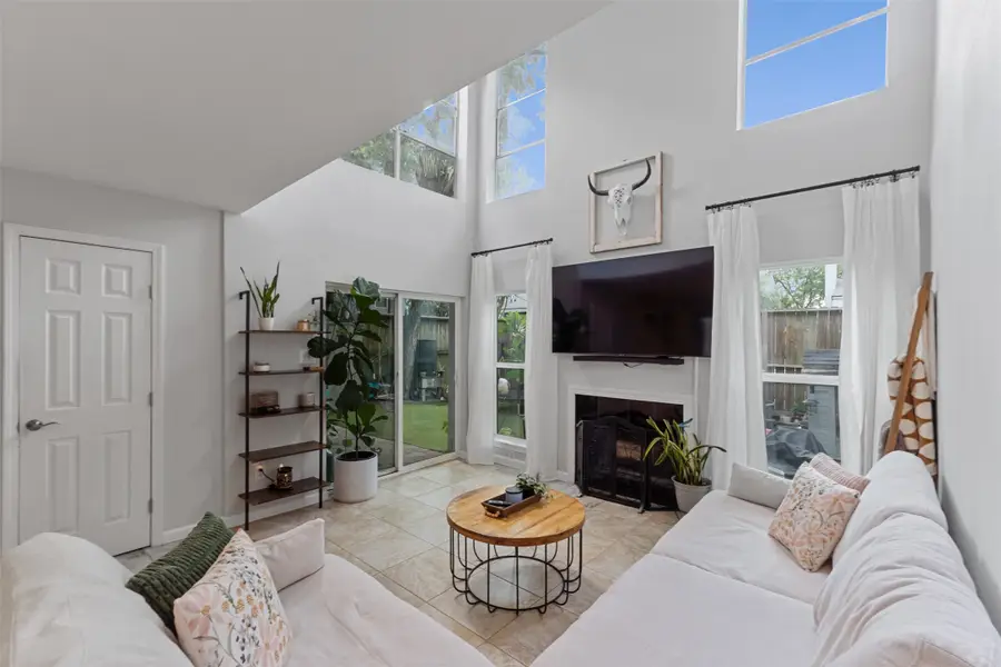 735 Worthshire Street, Houston, TX 77008 - #3