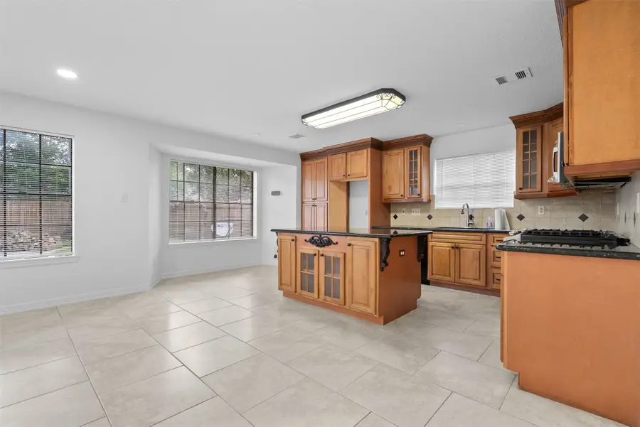 9827 Westminster Drive, Humble, TX 77338 - Image #3