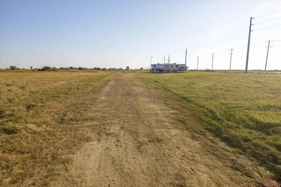 1002 & 1016 Paisley Street, Gilchrist, TX 77617 - Image #3