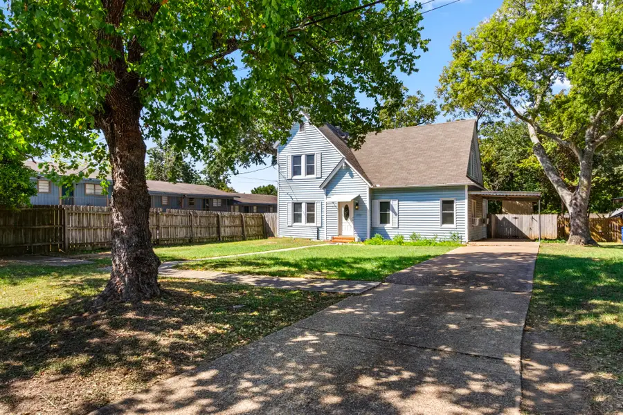 910 Avenue J, Huntsville, TX 77320 - Image #2