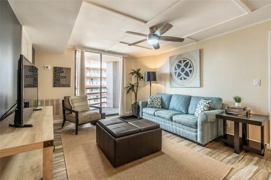 3525 Sage Road #913, Houston, TX 77056 - Image #2