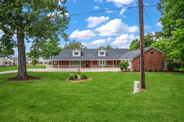 322 Buffalo Court, Livingston, TX 77351