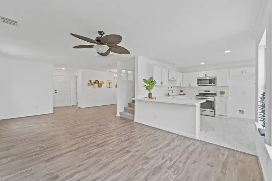 6310 Mountain Pines Lane, Katy, TX 77449 - Image #3