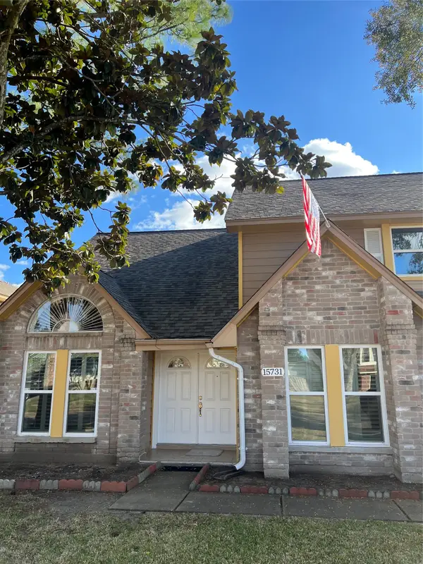 15731 Oak Mountain Dr Drive, Houston, TX 77095