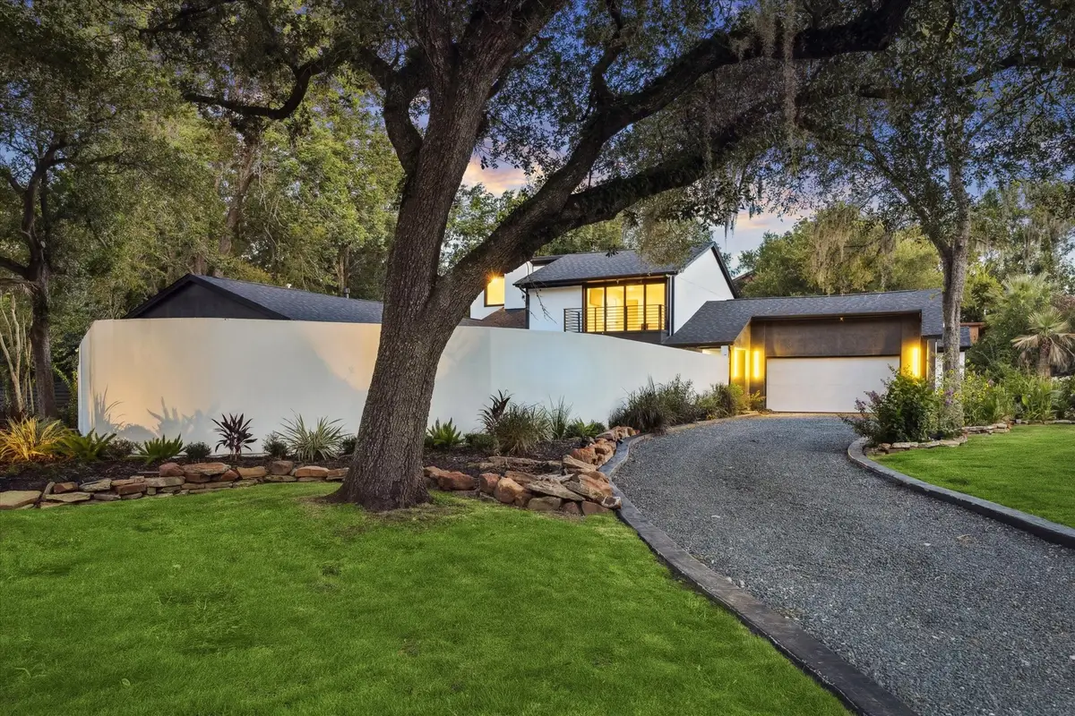 203 Cove Creek Lane, Houston, TX 77042 - Image #1