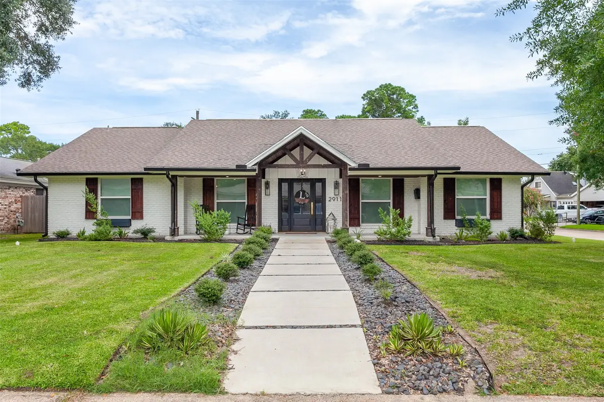 2911 Nashville Avenue, Nederland, TX 77627 - Image #1