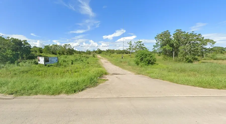 2518 East Of Willis Ln, Texas City, TX 77590 - Image #2