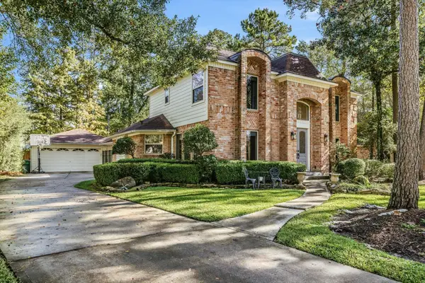 57 Cascade Springs Place, The Woodlands, TX 77381