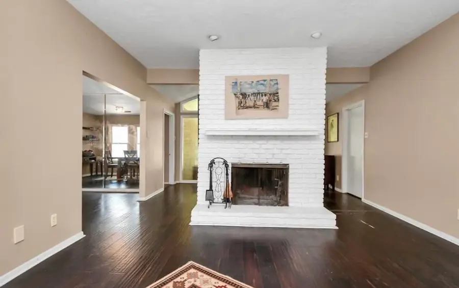 1446 Pirates Cove, Nassau Bay, TX 77058 - Image #2