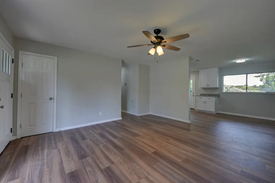 806 W Jefferson Street, Brenham, TX 77833 - Image #3