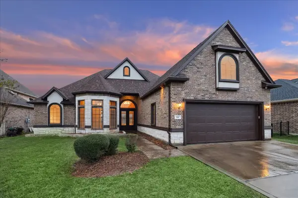 144 Waterstone Drive, Montgomery, TX 77356