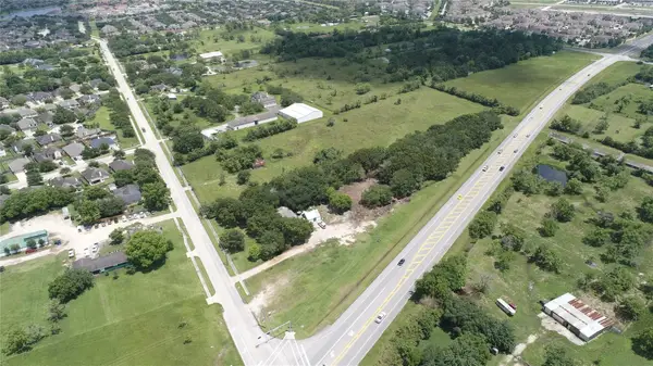 2385 Austin Street, League City, TX 77573