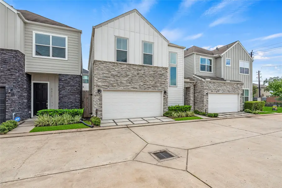8819 Hollister Pine Court, Houston, TX 77080 - Image #3