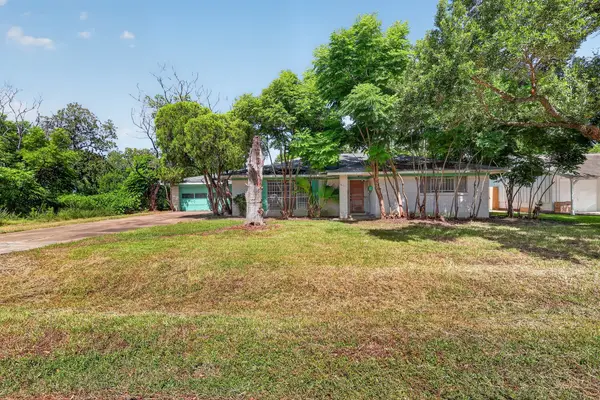 8907 Cadawac Road, Houston, TX 77074