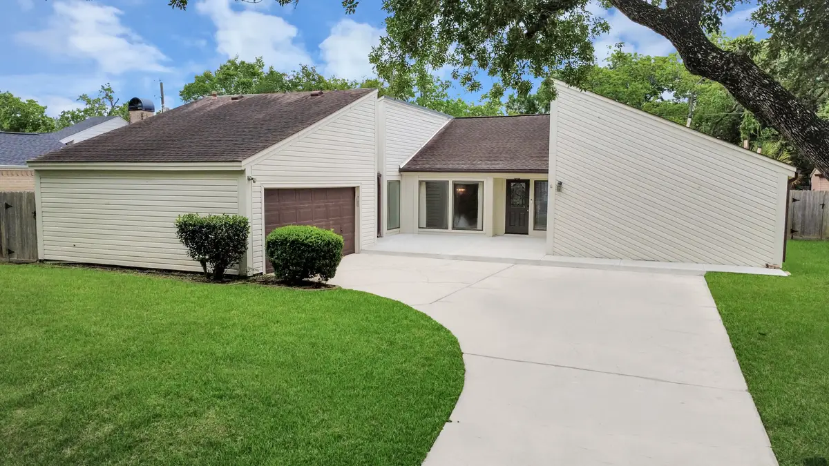 4306 Shady Springs Drive, Seabrook, TX 77586 - #1