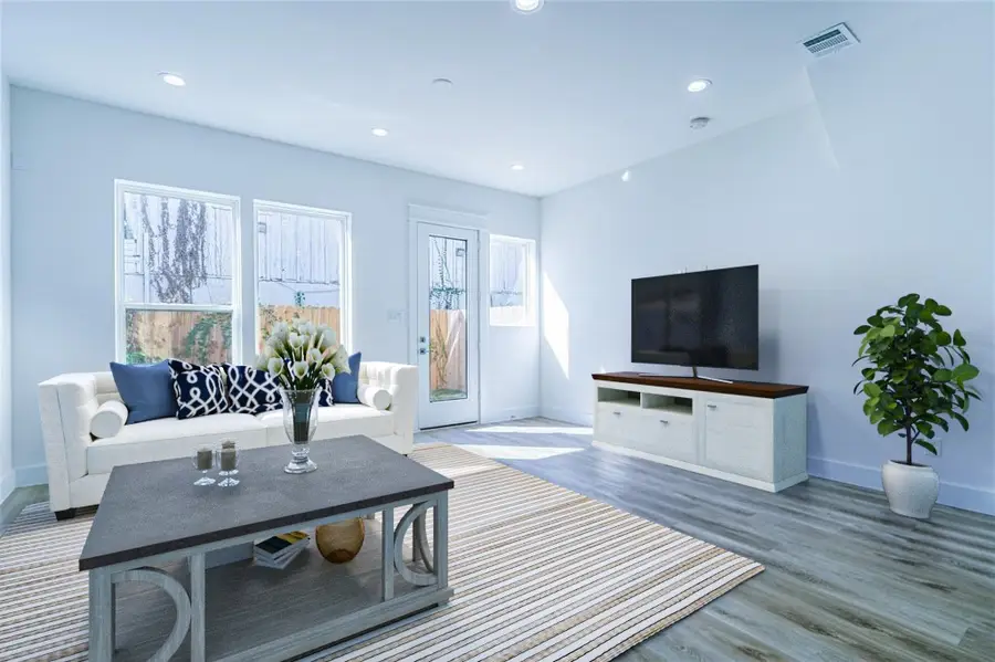 5402 Margarita Street, Houston, TX 77020 - Image #2