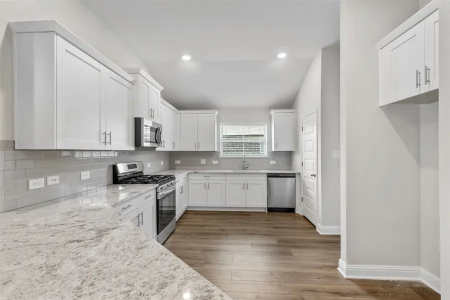 13615 Sorico Bay Drive, Texas City, TX 77568 - Image #3