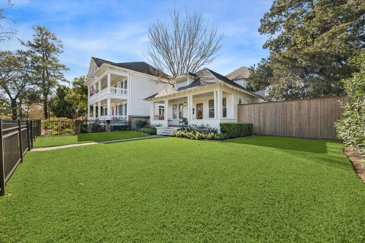 1847 Cortlandt Street, Houston, TX 77008 - #1