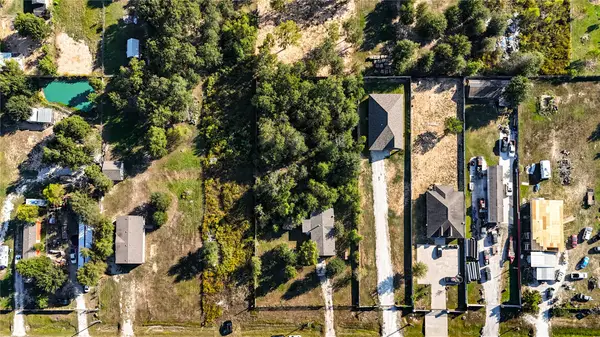 922 County Road 3556, Cleveland, TX 77327